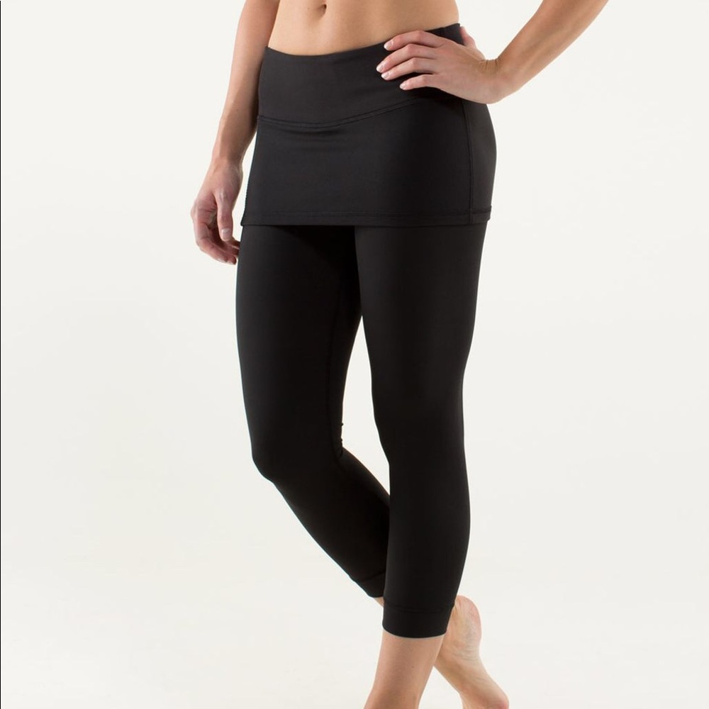 RARE! Lululemon Skirted-Ballerina Crop (Sz.6)